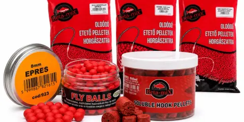 Na co biorą karpie w stawie? Zestaw przynęt wędkarskich Beta-mix: kulki proteinowe, pellet haczykowy i mikropellet.